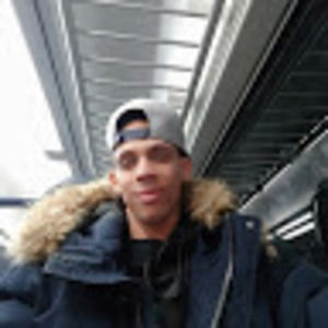 Meet your Posher, Angelo luis